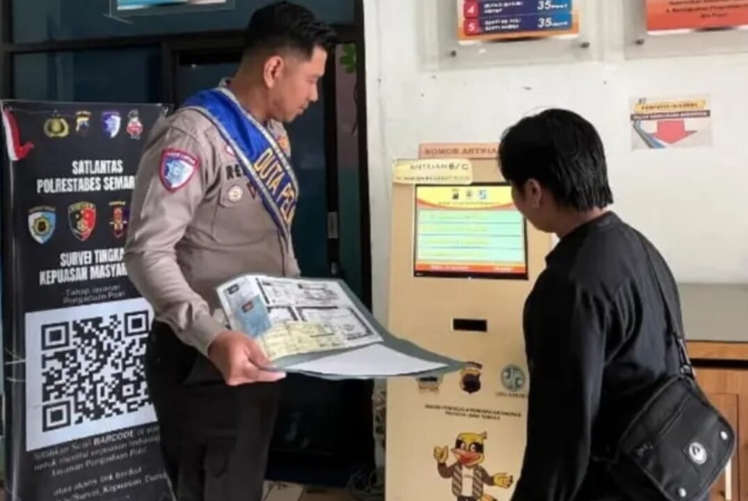 Polantas Menyapa: Duta Pelayanan BPKB Bantu Warga Pahami Prosedur Mutasi Kendaraan
